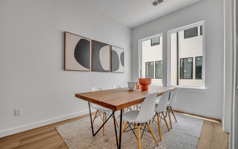 3612 N San Jacinto Avenue #106, Dallas, TX 75204, 2 Bedrooms Bedrooms, ,2 BathroomsBathrooms,Residential,For Sale,3612 N San Jacinto Avenue,20916144