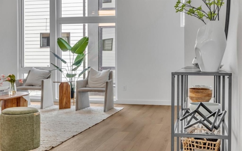 3612 N San Jacinto Avenue #106, Dallas, TX 75204, 2 Bedrooms Bedrooms, ,2 BathroomsBathrooms,Residential,For Sale,3612 N San Jacinto Avenue,20916144