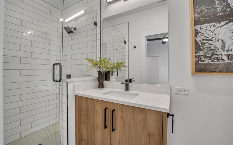 3612 N San Jacinto Avenue #106, Dallas, TX 75204, 2 Bedrooms Bedrooms, ,2 BathroomsBathrooms,Residential,For Sale,3612 N San Jacinto Avenue,20916144