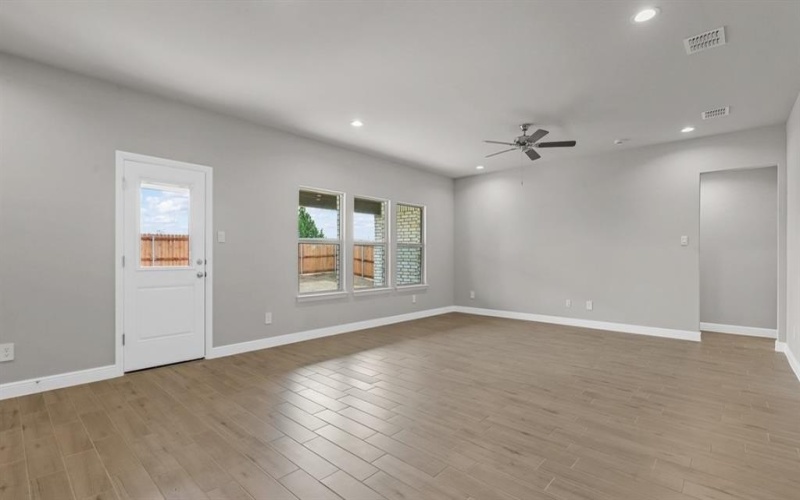 213 TRISTAN Street, Mansfield, TX 76063, 3 Bedrooms Bedrooms, ,2 BathroomsBathrooms,Residential,For Sale,213 TRISTAN Street,20916175