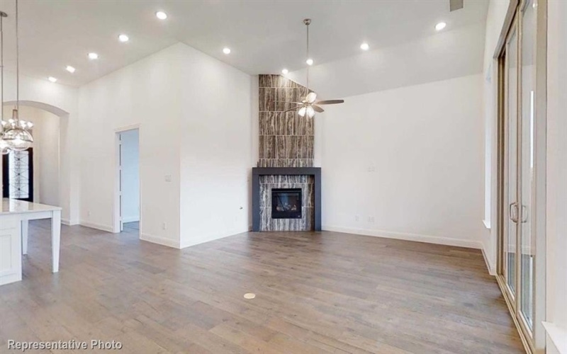 820 Shady Oaks Drive, Rockwall, TX 75087, 4 Bedrooms Bedrooms, ,3 BathroomsBathrooms,Residential,For Sale,820 Shady Oaks Drive,20916446