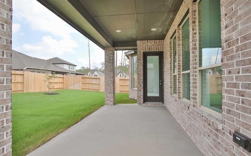 3737 American Paint Drive, Aubrey, TX 76227, 4 Bedrooms Bedrooms, ,3 BathroomsBathrooms,Residential,For Sale,3737 American Paint Drive,20916453