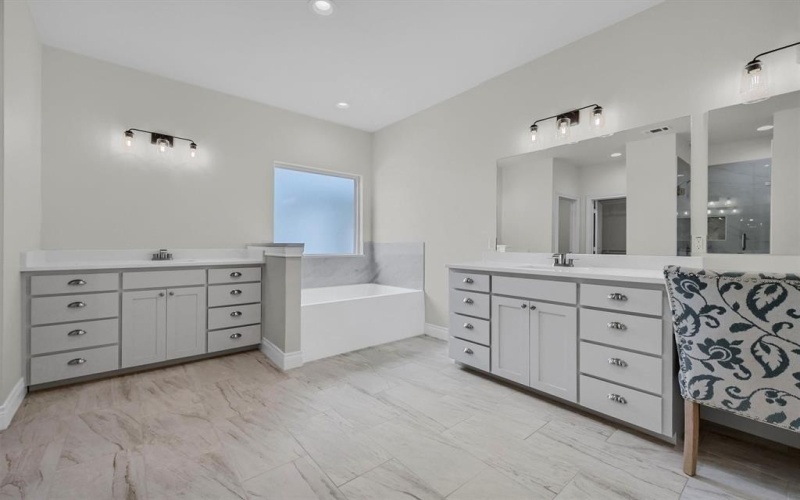 25 Peartree Lane, Collinsville, TX 76233, 3 Bedrooms Bedrooms, ,2 BathroomsBathrooms,Residential,For Sale,25 Peartree Lane,20916504