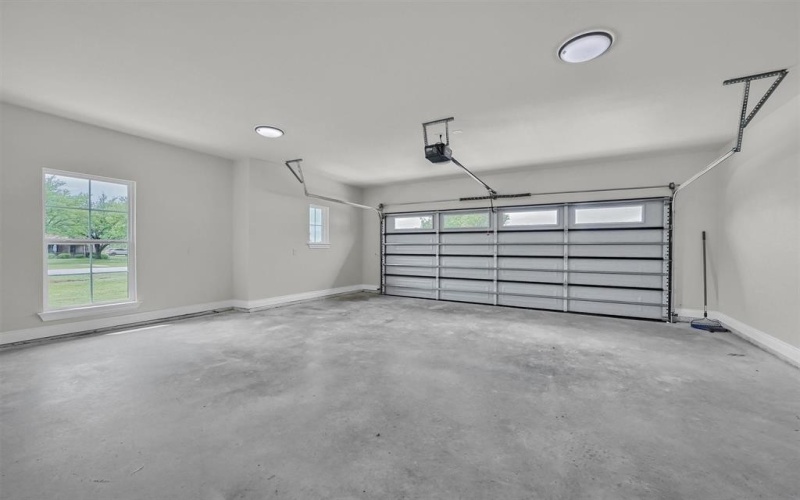 25 Peartree Lane, Collinsville, TX 76233, 3 Bedrooms Bedrooms, ,2 BathroomsBathrooms,Residential,For Sale,25 Peartree Lane,20916504