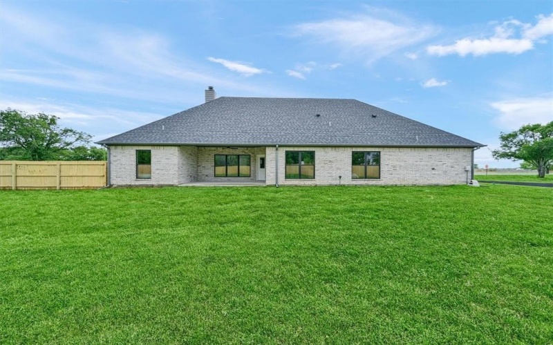 25 Peartree Lane, Collinsville, TX 76233, 3 Bedrooms Bedrooms, ,2 BathroomsBathrooms,Residential,For Sale,25 Peartree Lane,20916504