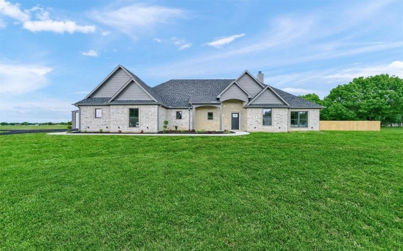 25 Peartree Lane, Collinsville, TX 76233, 3 Bedrooms Bedrooms, ,2 BathroomsBathrooms,Residential,For Sale,25 Peartree Lane,20916504