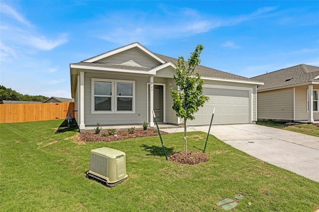 723 Pawpaw Drive, Princeton, TX 75407, 3 Habitaciones Habitaciones , ,2 BañosBaños,Residential Lease,En Alquiler,723 Pawpaw Drive,20916519