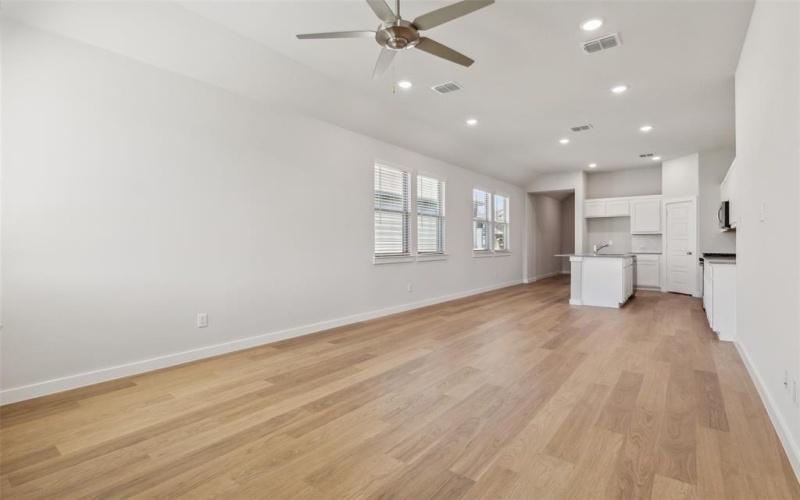 925 Tulip Trail, Lavon, TX 75166, 3 Bedrooms Bedrooms, ,2 BathroomsBathrooms,Residential,For Sale,925 Tulip Trail,20916823