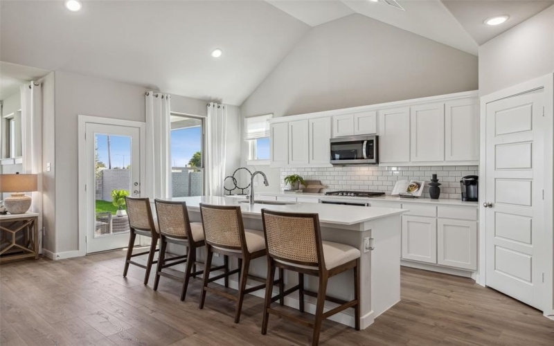 724 Briar Drive, Lavon, TX 75166, 5 Habitaciones Habitaciones , ,5 BañosBaños,Residential,En Venta,724 Briar Drive,20916831