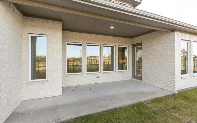 2220 Euclid Drive, Rockwall, TX 75087, 4 Bedrooms Bedrooms, ,3 BathroomsBathrooms,Residential,For Sale,2220 Euclid Drive,20916896