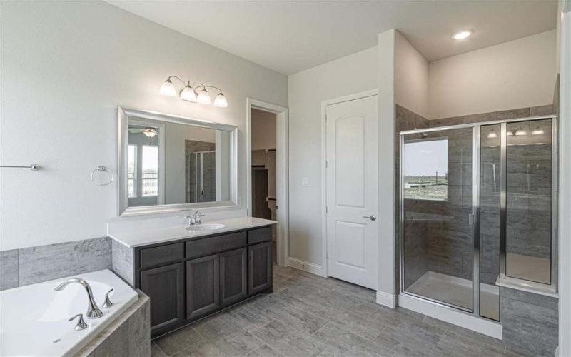 3406 Tilley Court, Rockwall, TX 75087, 4 Bedrooms Bedrooms, ,5 BathroomsBathrooms,Residential,For Sale,3406 Tilley Court,20916902