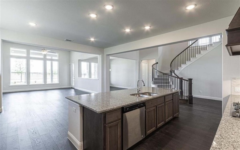 3406 Tilley Court, Rockwall, TX 75087, 4 Bedrooms Bedrooms, ,5 BathroomsBathrooms,Residential,For Sale,3406 Tilley Court,20916902