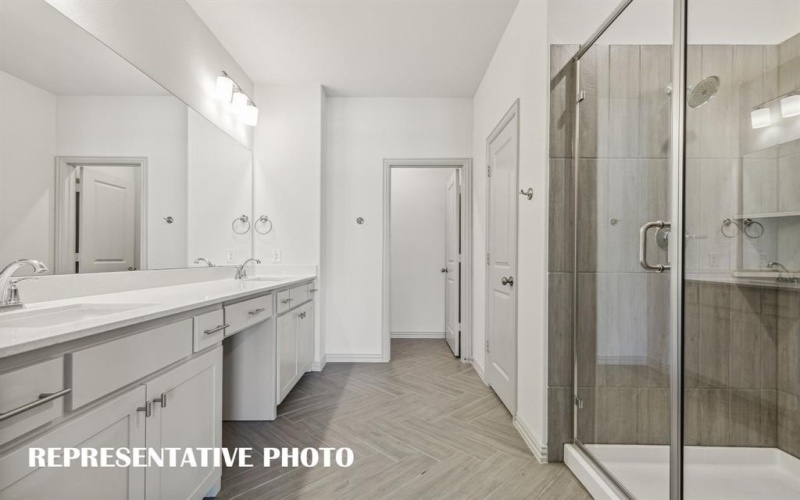 641 4th Street, Argyle, TX 76226, 3 Habitaciones Habitaciones , ,2 BañosBaños,Residential,En Venta,641 4th Street,20916996