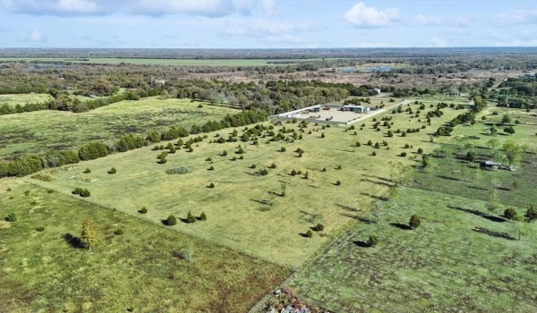 1301 Vetch Road, Ferris, TX 75125, ,Commercial Sale,En Venta,1301 Vetch Road,20917384