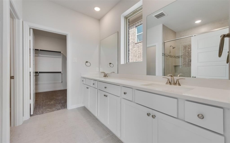 1411 Lowe Pond Street, Forney, TX 75126, 3 Bedrooms Bedrooms, ,2 BathroomsBathrooms,Residential,For Sale,1411 Lowe Pond Street,20917579