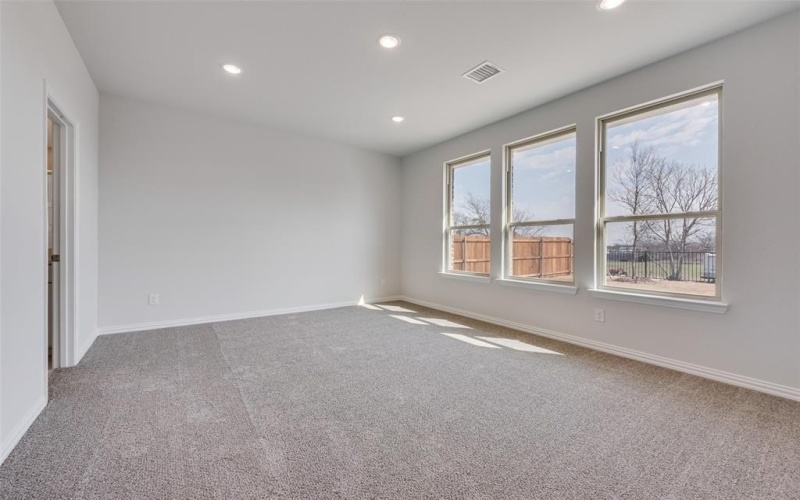 1411 Lowe Pond Street, Forney, TX 75126, 3 Bedrooms Bedrooms, ,2 BathroomsBathrooms,Residential,For Sale,1411 Lowe Pond Street,20917579