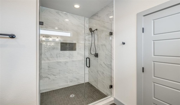 304 Wimberly Street, Fort Worth, TX 76107, 3 Habitaciones Habitaciones , ,3 BañosBaños,Residential,En Venta,304 Wimberly Street,20917628