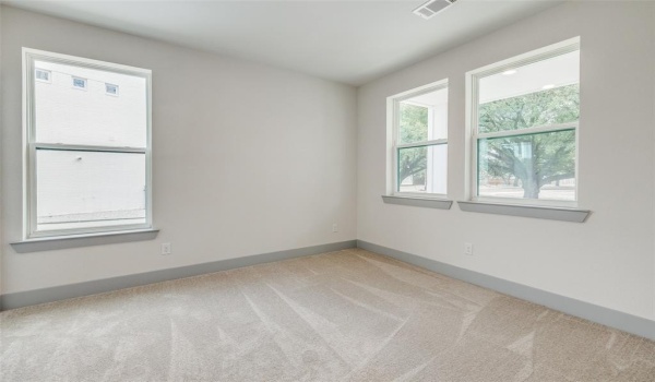 304 Wimberly Street, Fort Worth, TX 76107, 3 Habitaciones Habitaciones , ,3 BañosBaños,Residential,En Venta,304 Wimberly Street,20917628