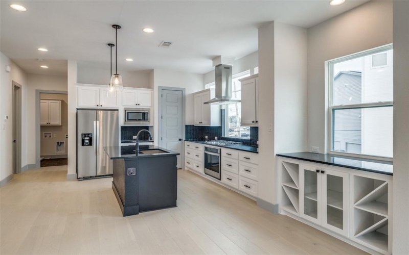 304 Wimberly Street, Fort Worth, TX 76107, 3 Habitaciones Habitaciones , ,3 BañosBaños,Residential,En Venta,304 Wimberly Street,20917628