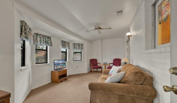226 Parkview Blvd, New Braunfels, TX 78130, 2 Bedrooms Bedrooms, 1 Room Rooms,1 BathroomBathrooms,Condominium,For Sale,Parkview,1038