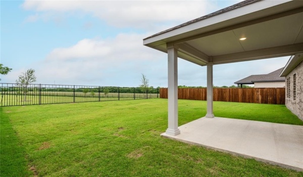 2234 Maple Ridge Dr, Van Alstyne, TX 75495, 4 Bedrooms Bedrooms, ,3 BathroomsBathrooms,Residential Lease,For Rent,2234 Maple Ridge Dr,20917785