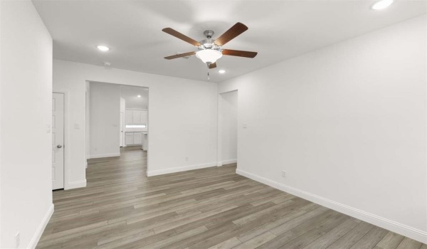 625 Brazos Drive, Van Alstyne, TX 75495, 4 Bedrooms Bedrooms, ,3 BathroomsBathrooms,Residential,For Sale,625 Brazos Drive,20917794