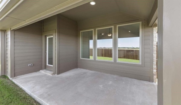 625 Brazos Drive, Van Alstyne, TX 75495, 4 Bedrooms Bedrooms, ,3 BathroomsBathrooms,Residential,For Sale,625 Brazos Drive,20917794