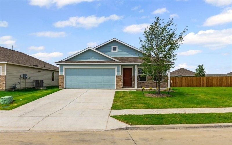 7821 Gus Wilson Drive, McKinney, TX 75071, 3 Bedrooms Bedrooms, ,2 BathroomsBathrooms,Residential,For Sale,7821 Gus Wilson Drive,20918427