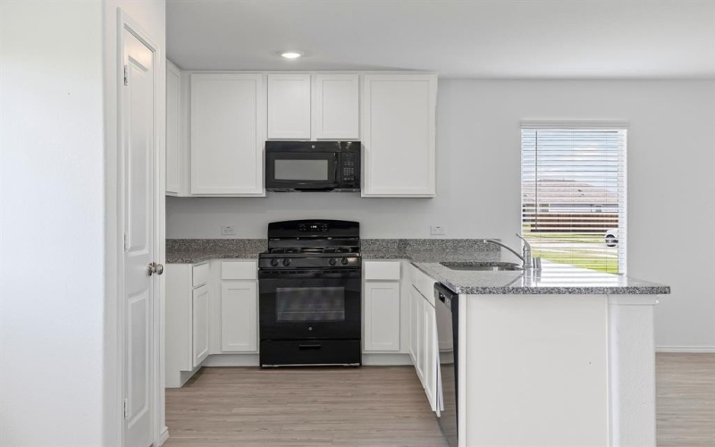 7821 Gus Wilson Drive, McKinney, TX 75071, 3 Bedrooms Bedrooms, ,2 BathroomsBathrooms,Residential,For Sale,7821 Gus Wilson Drive,20918427