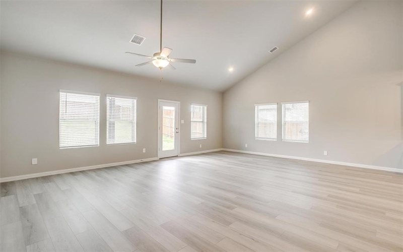 1927 Westhill Drive, Cleburne, TX 76033, 5 Bedrooms Bedrooms, ,3 BathroomsBathrooms,Residential,For Sale,1927 Westhill Drive,20919069