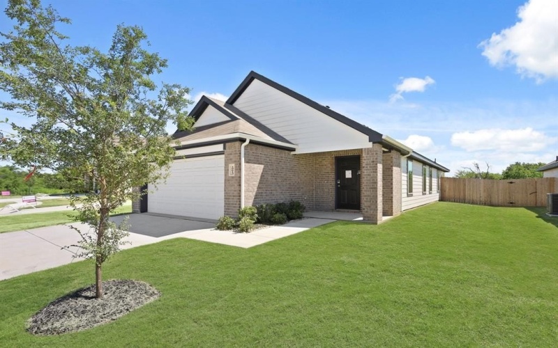 10613 Stag Lane, Fort Worth, TX 76036, 3 Bedrooms Bedrooms, ,2 BathroomsBathrooms,Residential,For Sale,10613 Stag Lane,20919071