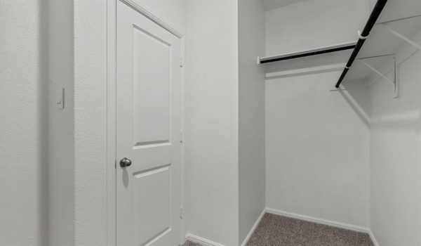 1053 LEAPING LARK Lane, Fort Worth, TX 76131, 4 Habitaciones Habitaciones , ,3 BañosBaños,Residential,En Venta,1053 LEAPING LARK Lane,20919116