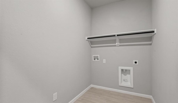 1053 LEAPING LARK Lane, Fort Worth, TX 76131, 4 Habitaciones Habitaciones , ,3 BañosBaños,Residential,En Venta,1053 LEAPING LARK Lane,20919116