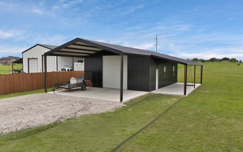 664 County Road 379, Decatur, TX 76234, 6 Habitaciones Habitaciones , ,5 BañosBaños,Residential,En Venta,664 County Road 379,20919228