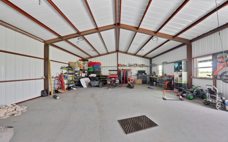 664 County Road 379, Decatur, TX 76234, 6 Habitaciones Habitaciones , ,5 BañosBaños,Residential,En Venta,664 County Road 379,20919228