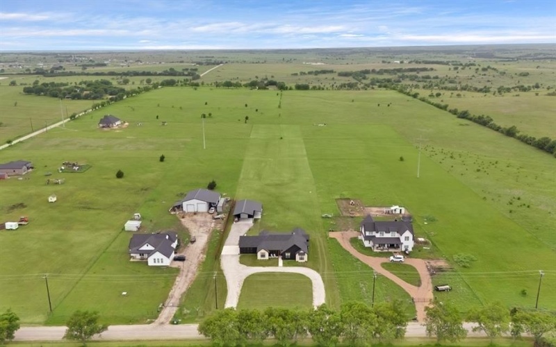 664 County Road 379, Decatur, TX 76234, 6 Habitaciones Habitaciones , ,5 BañosBaños,Residential,En Venta,664 County Road 379,20919228
