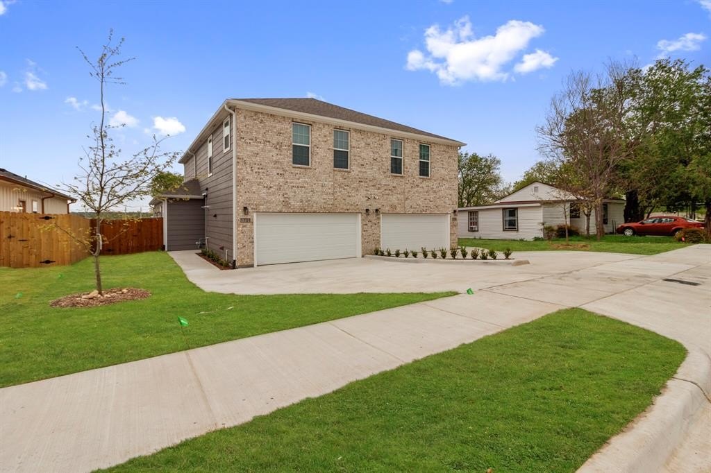 1701 Belzise, Fort Worth, TX 76104, 4 Bedrooms Bedrooms, ,3 BathroomsBathrooms,Residential Multi Family,For Sale,1701 Belzise,20919352