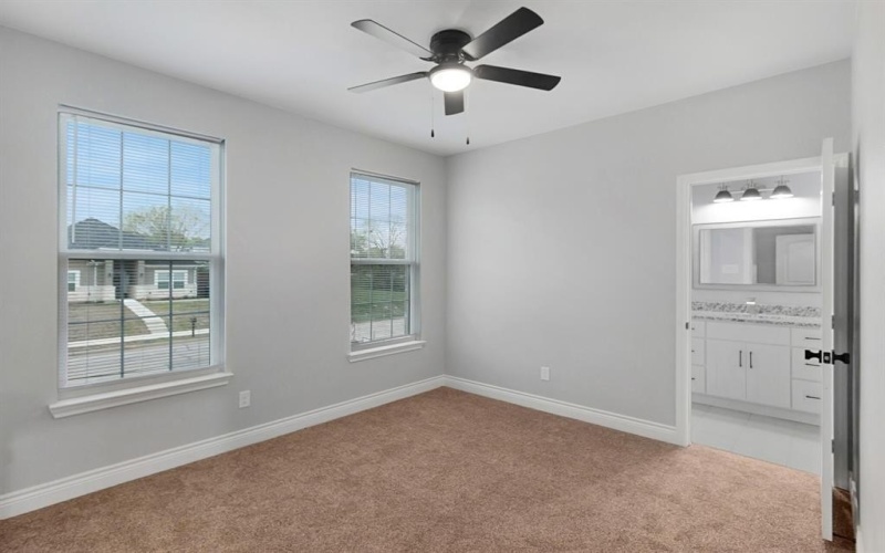 1701 Belzise, Fort Worth, TX 76104, 4 Bedrooms Bedrooms, ,3 BathroomsBathrooms,Residential Multi Family,For Sale,1701 Belzise,20919352