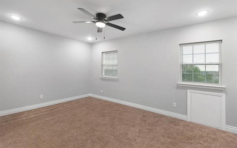 1701 Belzise, Fort Worth, TX 76104, 4 Bedrooms Bedrooms, ,3 BathroomsBathrooms,Residential Multi Family,For Sale,1701 Belzise,20919352