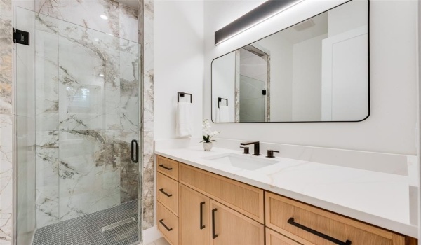 3447 Borger Street, Dallas, TX 75212, 5 Bedrooms Bedrooms, ,5 BathroomsBathrooms,Residential,For Sale,3447 Borger Street,20919428