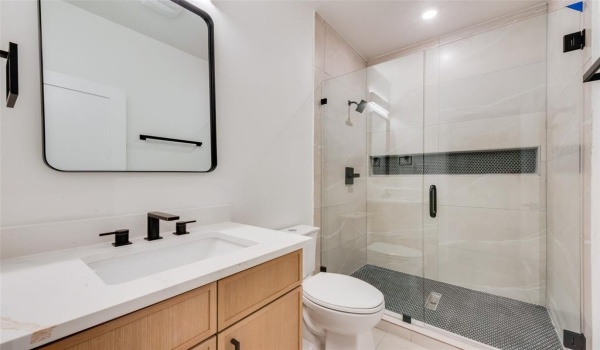 3447 Borger Street, Dallas, TX 75212, 5 Bedrooms Bedrooms, ,5 BathroomsBathrooms,Residential,For Sale,3447 Borger Street,20919428