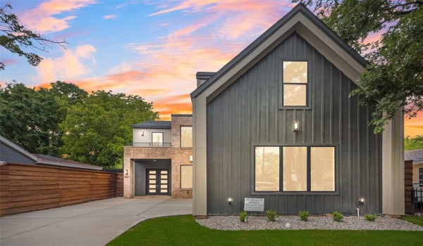 3447 Borger Street, Dallas, TX 75212, 5 Bedrooms Bedrooms, ,5 BathroomsBathrooms,Residential,For Sale,3447 Borger Street,20919428