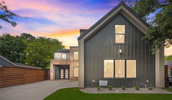 3447 Borger Street, Dallas, TX 75212, 5 Bedrooms Bedrooms, ,5 BathroomsBathrooms,Residential,For Sale,3447 Borger Street,20919428