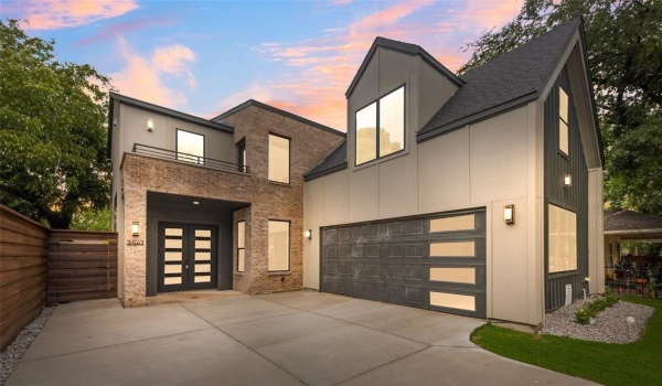 3447 Borger Street, Dallas, TX 75212, 5 Bedrooms Bedrooms, ,5 BathroomsBathrooms,Residential,For Sale,3447 Borger Street,20919428