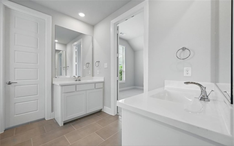1000 Tulip Place, Crowley, TX 76036, 4 Bedrooms Bedrooms, ,3 BathroomsBathrooms,Residential,For Sale,1000 Tulip Place,20919467