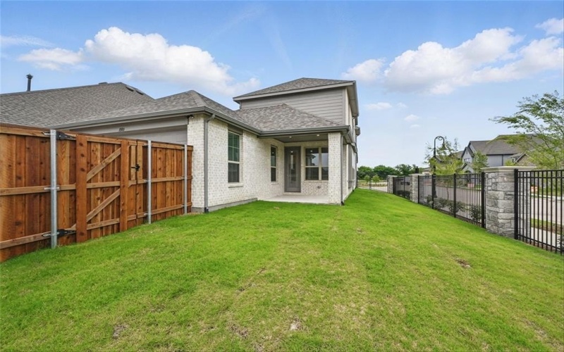1000 Tulip Place, Crowley, TX 76036, 4 Bedrooms Bedrooms, ,3 BathroomsBathrooms,Residential,For Sale,1000 Tulip Place,20919467