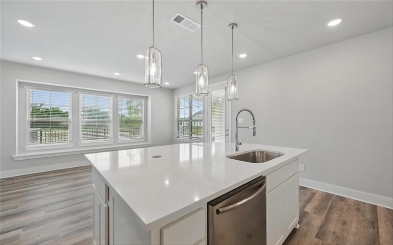 1000 Tulip Place, Crowley, TX 76036, 4 Bedrooms Bedrooms, ,3 BathroomsBathrooms,Residential,For Sale,1000 Tulip Place,20919467