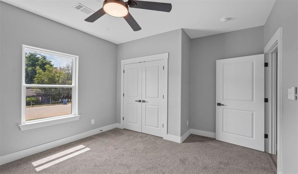 1331 W Crawford, Denison, TX 75020, 3 Bedrooms Bedrooms, ,2 BathroomsBathrooms,Residential,For Sale,1331 W Crawford,20919564