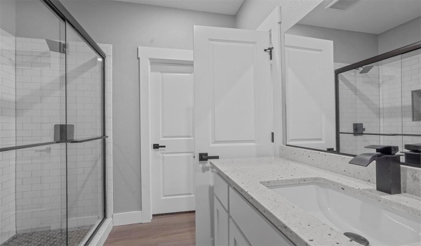 1331 W Crawford, Denison, TX 75020, 3 Bedrooms Bedrooms, ,2 BathroomsBathrooms,Residential,For Sale,1331 W Crawford,20919564