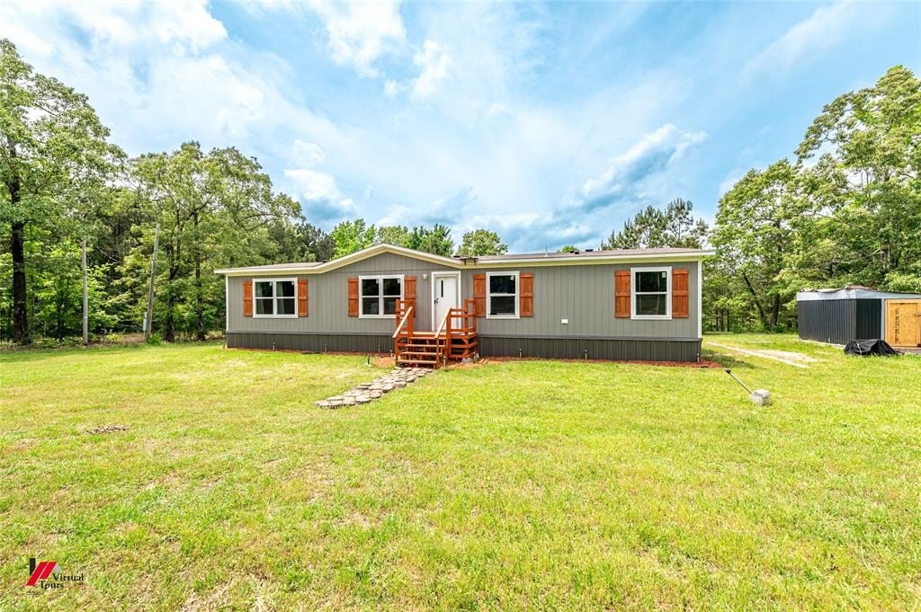 9500 Dayton Road, Mooringsport, LA 71060, 4 Bedrooms Bedrooms, ,2 BathroomsBathrooms,Residential,For Sale,9500 Dayton Road,20919752